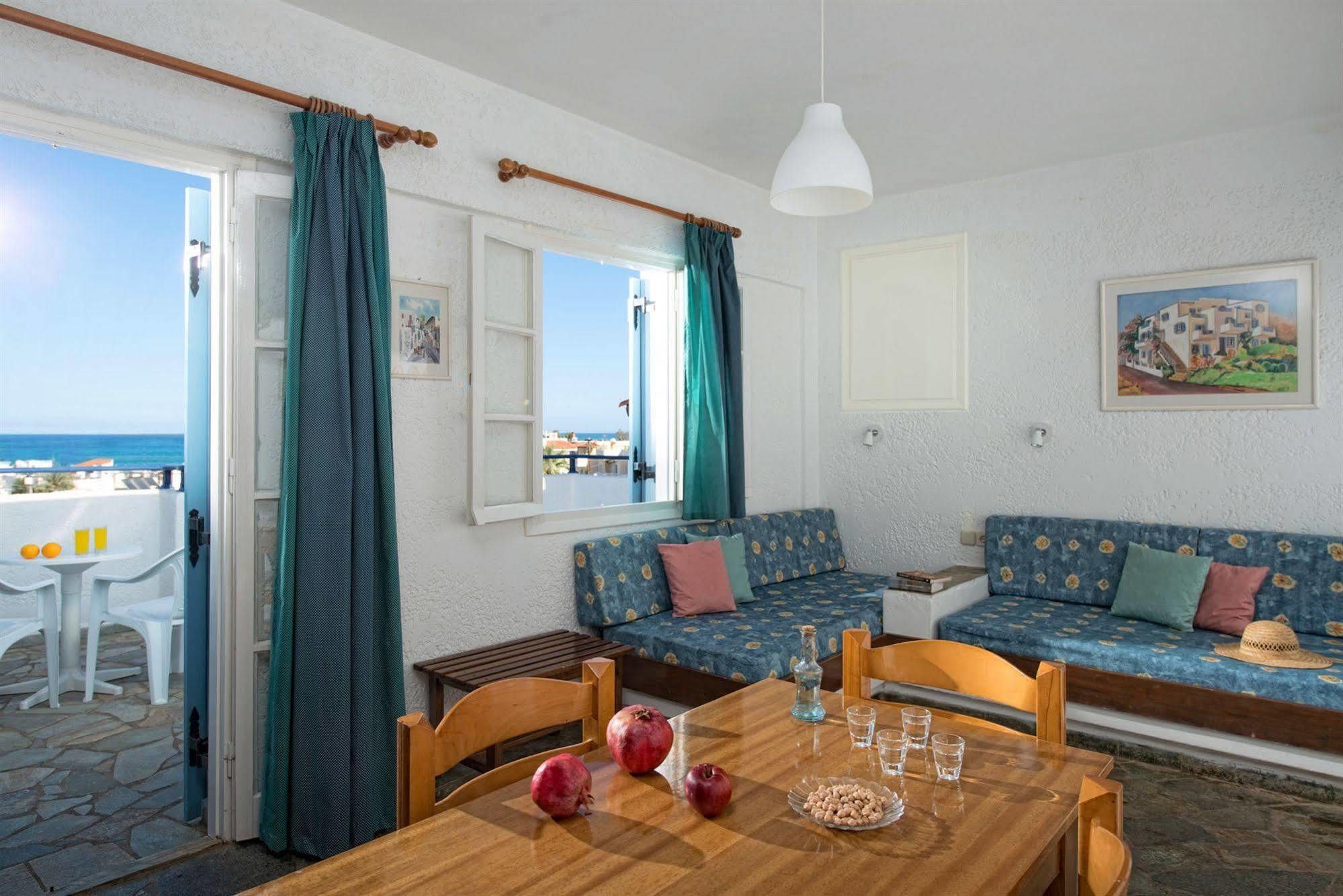 Castello Apartments Stalida エクステリア 写真